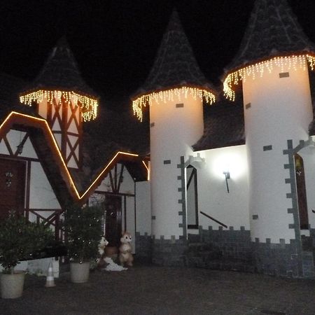 Campos do Jordão 松鼠旅馆酒店 外观 照片